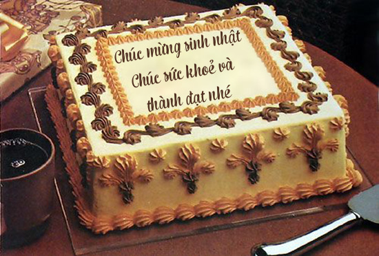 Tạo bánh sinh nhật ấn tượng với việc ghi tên và lời chúc online