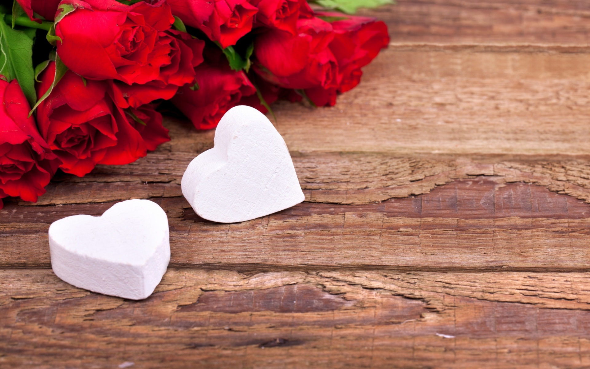Bộ ảnh bó hoa hồng kèm hộp quà đầy ý nghĩa trong ngày lễ tình yêu Valentine - Hình 15