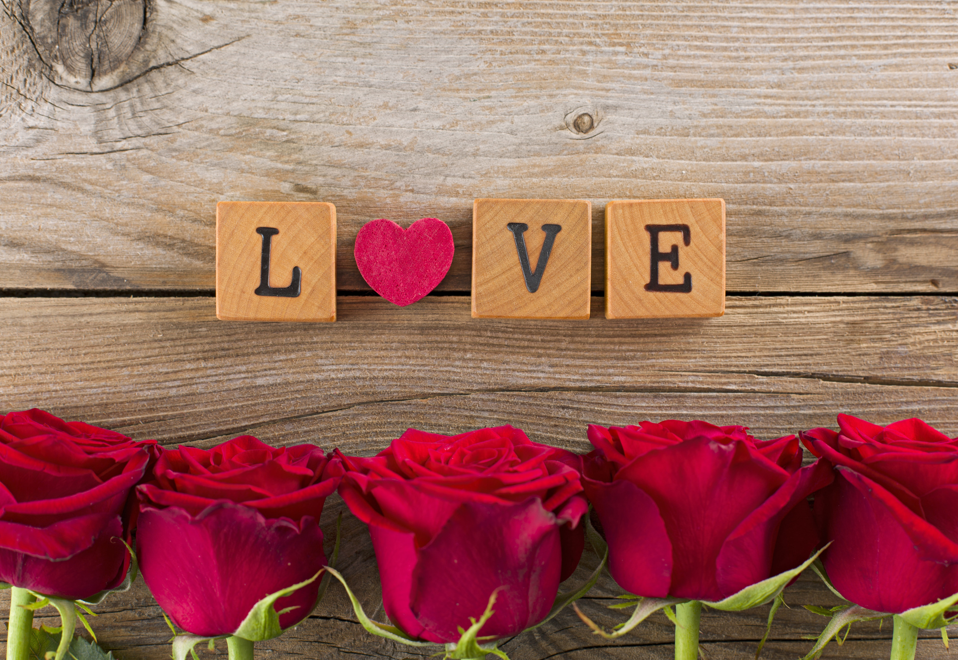 Tuyển tập bộ hình nền chữ Love lãng mạn trong tình yêu - Hình 6
