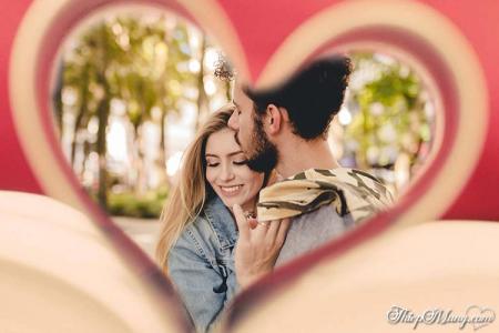 Khung ảnh trái tim tình yêu dễ thương